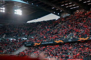 星空体育官方平台-体育场馆篮球租赁平台上线便利市民参与夜间训练，篮球场出租收费标准