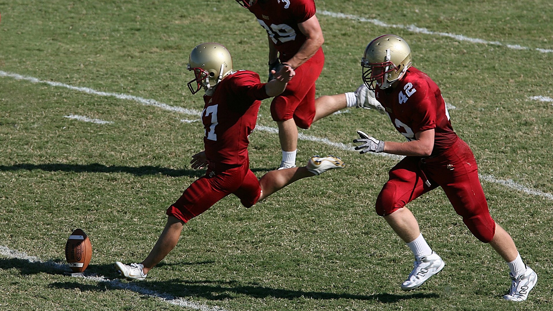 中国足球是否推动建立全龄段球员培养方案，中国足球年龄限制政策