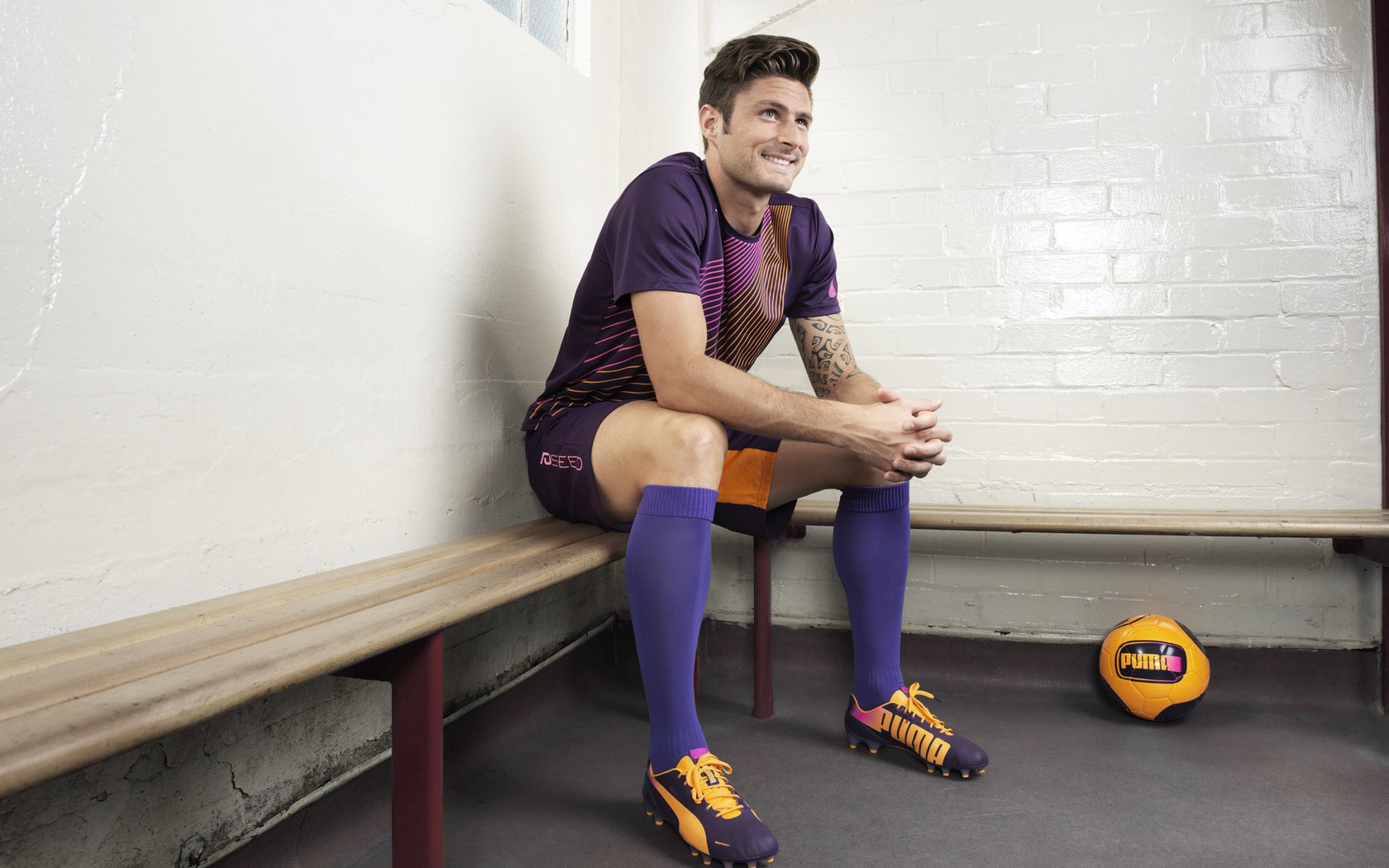 体育新闻中心打造跨区域体育联盟新闻内容协调机制,体育新闻导语